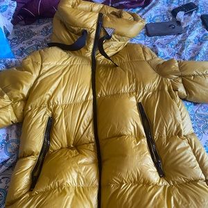 Woman’s moncler... (Only worn 3 times)